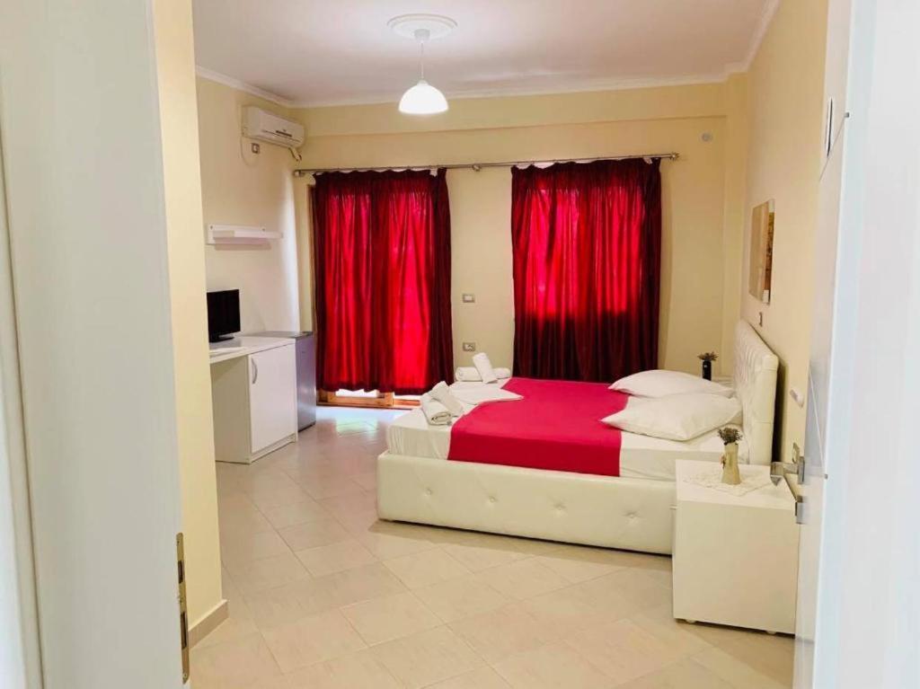 Mintt Hotel Ksamil Buitenkant foto