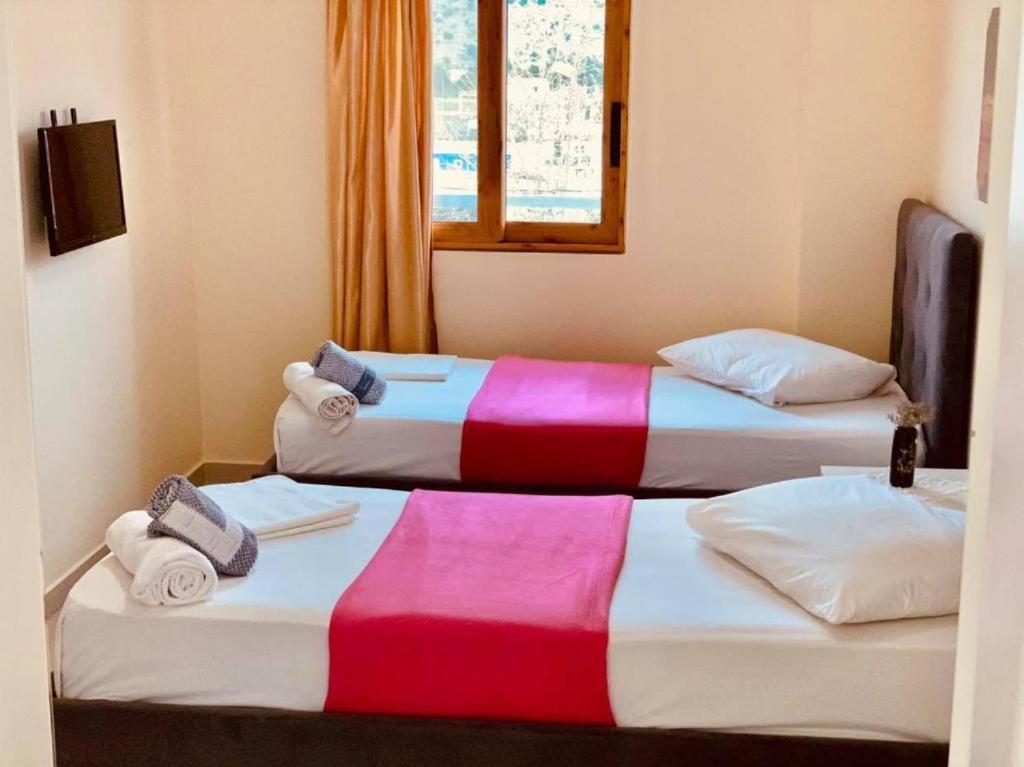 Mintt Hotel Ksamil Buitenkant foto