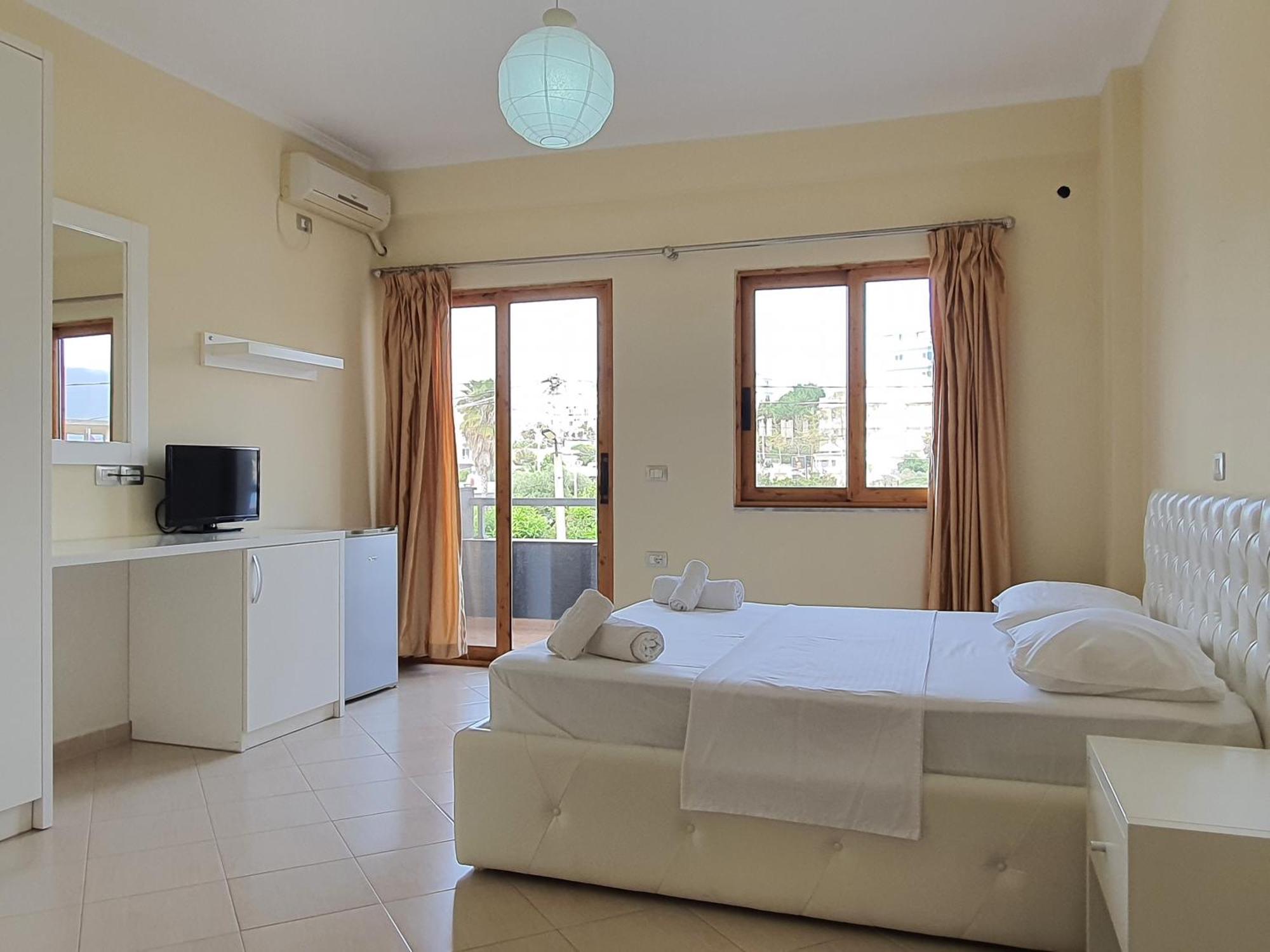 Mintt Hotel Ksamil Buitenkant foto