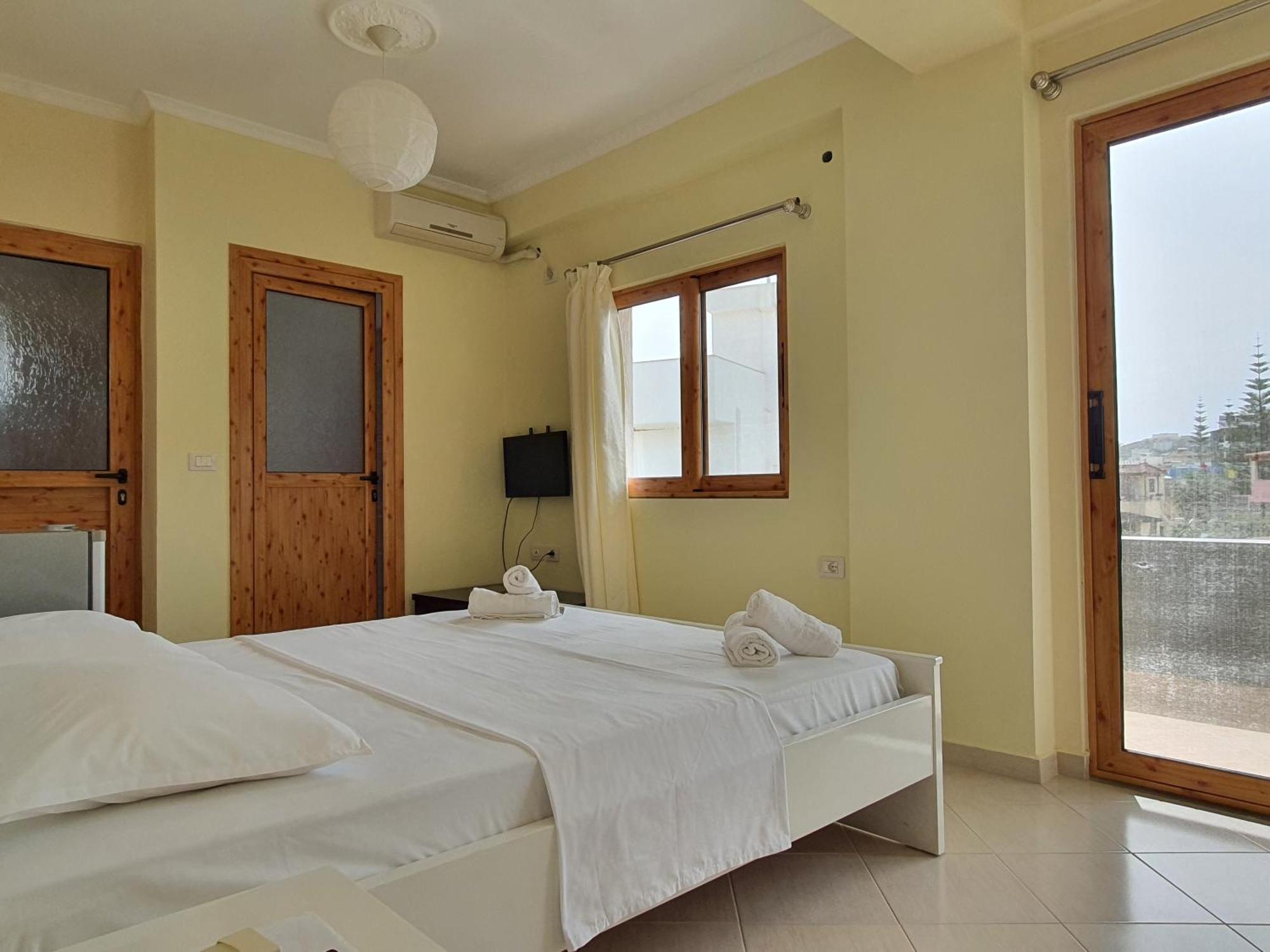 Mintt Hotel Ksamil Buitenkant foto