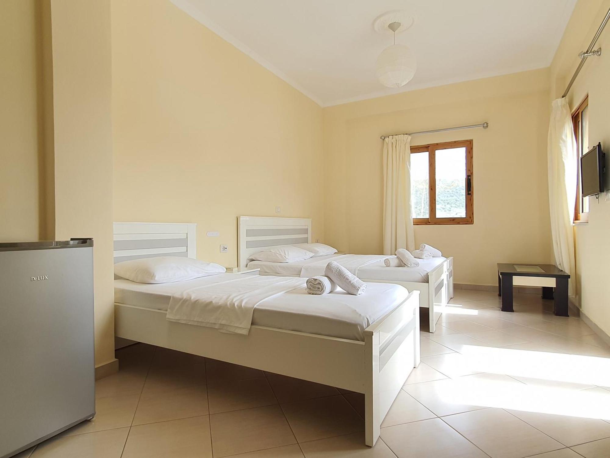 Mintt Hotel Ksamil Buitenkant foto