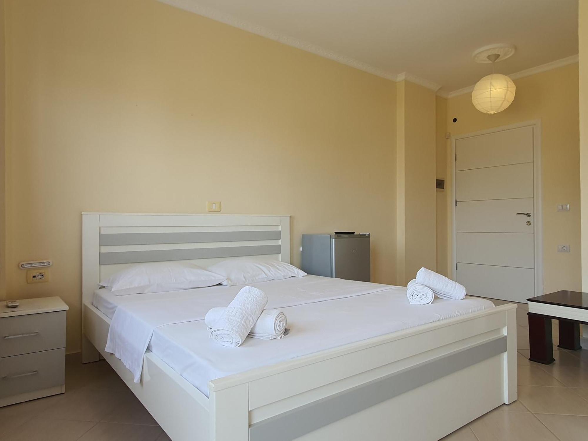 Mintt Hotel Ksamil Buitenkant foto
